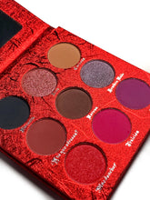 โหลดรูปภาพลงในเครื่องมือใช้ดูของ Gallery “My revenge” Eyeshadow palette
