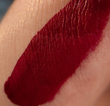 โหลดรูปภาพลงในเครื่องมือใช้ดูของ Gallery “¿Y tú que ofreces?” lip Kit
