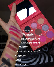 โหลดรูปภาพลงในเครื่องมือใช้ดูของ Gallery “My revenge” Eyeshadow palette
