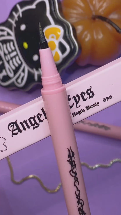 “Angelic Eyes” adhesive eyeliner