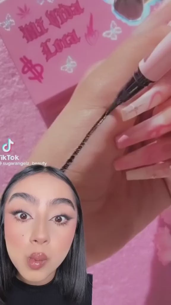 “Angelic Eyes” adhesive eyeliner