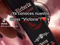 在图库查看器中加载和播放视频，“Victoria” Lipgloss
